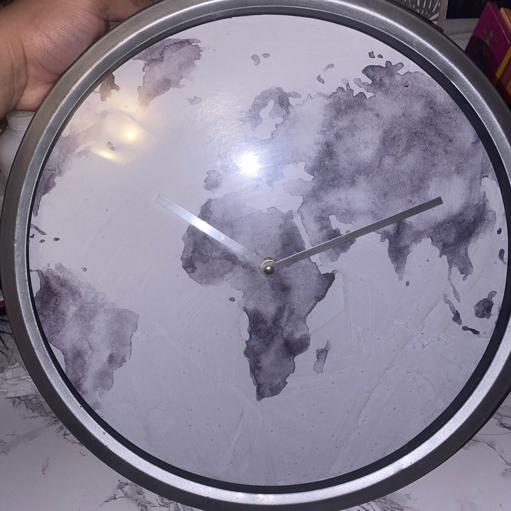 World map marble clock